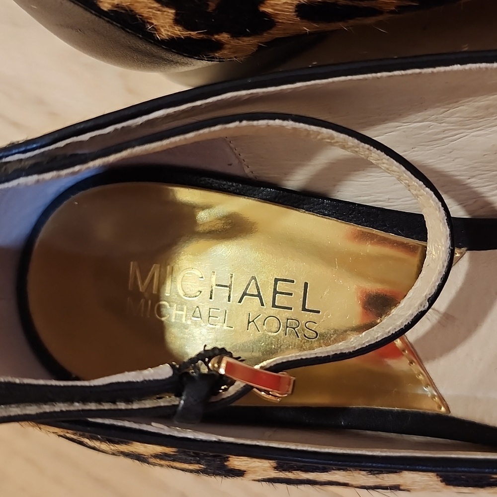 MICHAEL Michael Kors Leopard Calfhair Mary Jane Pumps sz 7 ½M - Picture 5 of 9